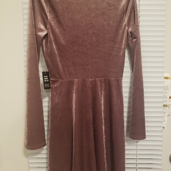 Express Mini Dress - Picture 2 of 7